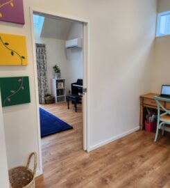 Therapy studio space for hire