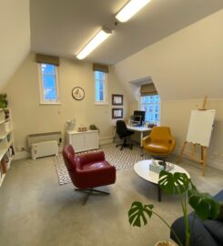 Large therapy room in Spinks Cottage